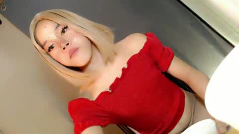 lil_trixxy online show from June 25, 2026, 5:12 am
