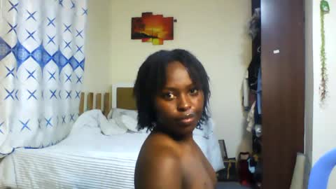 Snapshot of lil_wamboi chatting on July 26, 2026, 8:27 pm lil_wamboi online show from July 26, 2026, 8:27 pm