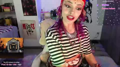 Snapshot of lila_bratz chatting on October 17, 2025, 10:34 pm Lila online show from October 17, 2025, 10:34 pm