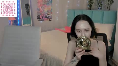 Snapshot of lilac_muse chatting on May 24, 2026, 3:00 am Lili online show from May 24, 2026, 3:00 am
