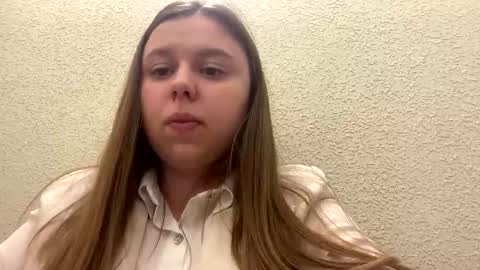 Snapshot of lilae37yis chatting on October 9, 2025, 7:23 pm Lily online show from October 9, 2025, 7:23 pm