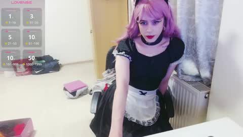 Snapshot of lilah_ts chatting on February 2, 2025, 3:21 am lilah_ts online show from February 2, 2025, 3:21 am