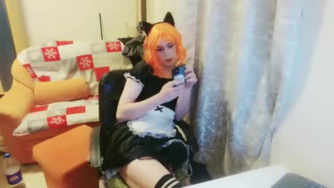 Snapshot of lilah_ts chatting on October 16, 2025, 11:44 am lilah_ts online show from October 16, 2025, 11:44 am