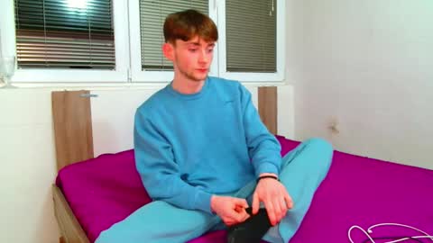 Snapshot of lilbearxxxx chatting on February 2, 2026, 7:45 pm lilbearxxxx online show from February 2, 2026, 7:45 pm