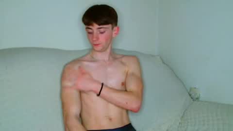 Snapshot of lilbearxxxx chatting on February 14, 2026, 2:19 am lilbearxxxx online show from February 14, 2026, 2:19 am