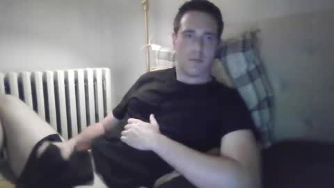 Snapshot of lilbrohhh chatting on October 22, 2025, 2:23 am lilbrohhh online show from October 22, 2025, 2:23 am