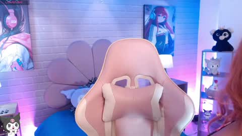 lilcandy19 online show from May 17, 2026, 12:12 pm