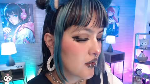 lilcandy19 online show from May 27, 2026, 12:02 pm