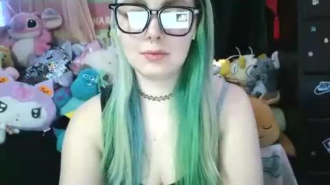 Snapshot of lilemmy1999 chatting on December 17, 2024, 4:53 pm emily ryanson online show from December 17, 2024, 4:53 pm