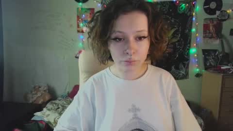 Snapshot of lileyfoxxx chatting on October 18, 2025, 11:33 am Lil online show from October 18, 2025, 11:33 am