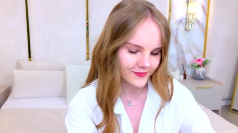 lili_lohan online show from June 2, 2026, 5:09 am