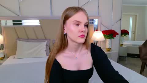 lili_lohan online show from June 20, 2026, 5:10 am