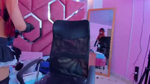Snapshot of lili_starr chatting on July 5, 2026, 6:20 am lili_starr online show from July 5, 2026, 6:20 am