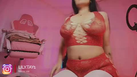 Snapshot of lili_tay chatting on February 18, 2026, 4:14 pm Lili online show from February 18, 2026, 4:14 pm