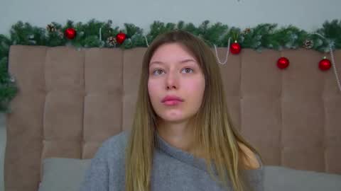 Snapshot of liliabianca chatting on December 22, 2025, 6:21 am Mia online show from December 22, 2025, 6:21 am