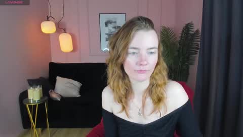 Snapshot of lilian_muse chatting on March 12, 2025, 9:13 pm Lilian online show from March 12, 2025, 9:13 pm