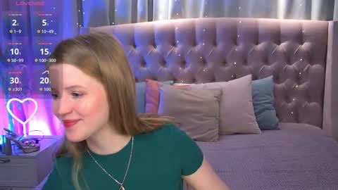 Snapshot of lilianhoward chatting on March 20, 2026, 11:59 am Lilian online show from March 20, 2026, 11:59 am