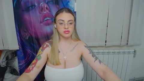 Snapshot of liliaterenzi_ chatting on January 9, 2026, 1:25 pm Lilia online show from January 9, 2026, 1:25 pm