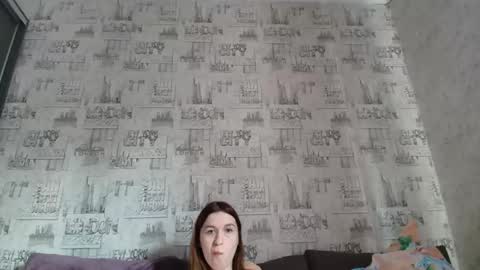 liliawoolf online show from September 15, 2025, 5:29 am