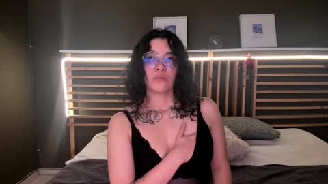 Snapshot of lilibeth___ chatting on March 1, 2025, 7:30 am Lili online show from March 1, 2025, 7:30 am