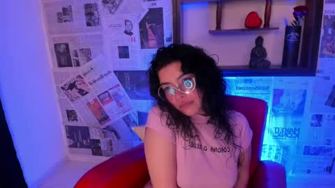 Snapshot of lilibeth___ chatting on March 7, 2025, 4:35 am Lili online show from March 7, 2025, 4:35 am