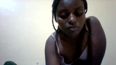 Snapshot of liligal chatting on May 13, 2026, 7:00 pm liligal online show from May 13, 2026, 7:00 pm
