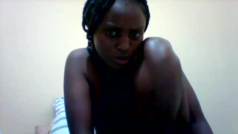 Snapshot of liligal chatting on May 15, 2026, 8:27 pm liligal online show from May 15, 2026, 8:27 pm