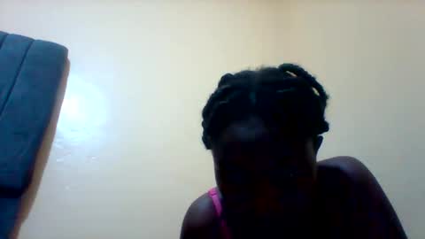 Snapshot of liligal chatting on May 21, 2026, 7:54 pm liligal online show from May 21, 2026, 7:54 pm