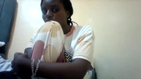 Snapshot of liligal chatting on May 24, 2026, 7:30 pm liligal online show from May 24, 2026, 7:30 pm