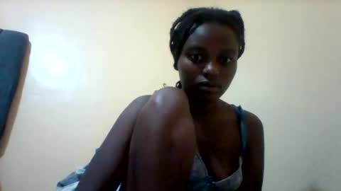 Snapshot of liligal chatting on May 27, 2026, 4:31 am liligal online show from May 27, 2026, 4:31 am
