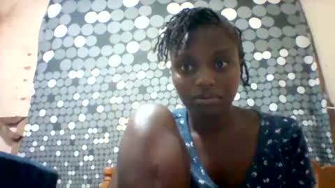 liligal online show from July 24, 2026, 4:43 am