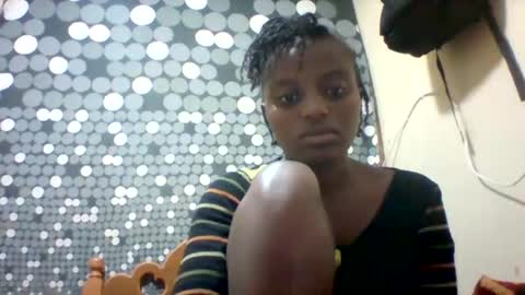 liligal online show from July 27, 2026, 4:08 am