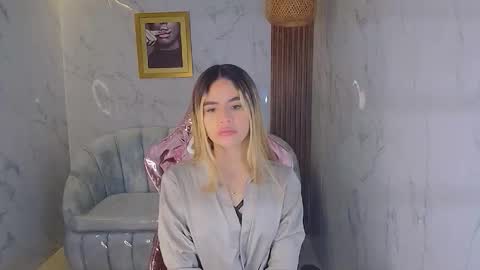 Lilith  online show from September 17, 2025, 1:46 pm