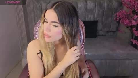 Lilith  online show from April 17, 2026, 1:36 pm