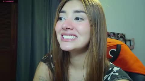 Snapshot of lilith_cruzz chatting on March 5, 2026, 4:08 am Lilith online show from March 5, 2026, 4:08 am