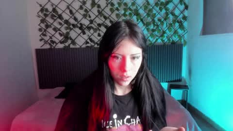 Lilith Patton  online show from April 1, 2026, 12:50 pm