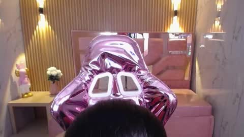Snapshot of lilith_petit_sub chatting on February 5, 2025, 1:58 am Lilith online show from February 5, 2025, 1:58 am