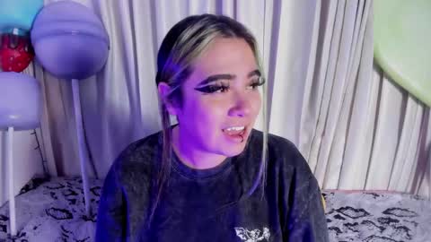 Snapshot of lilith_zenith20 chatting on February 9, 2026, 4:16 am Lilith online show from February 9, 2026, 4:16 am