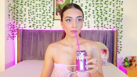 Snapshot of lilithcapri777 chatting on February 3, 2026, 10:09 am Lily online show from February 3, 2026, 10:09 am