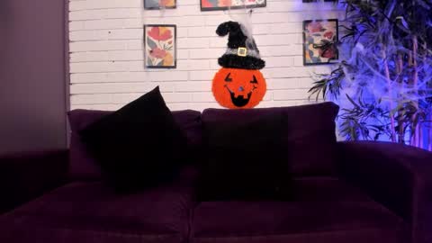 Snapshot of lilithmuller_ chatting on October 10, 2025, 11:53 am lilithmuller_ online show from October 10, 2025, 11:53 am
