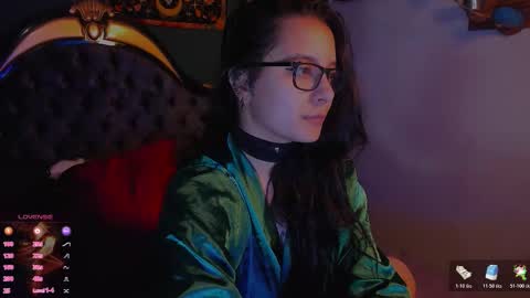 lilithmystic01 online show from October 19, 2025, 2:29 pm