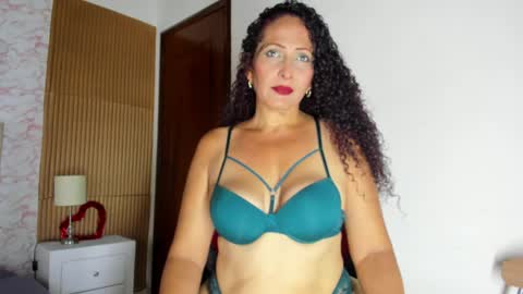 Snapshot of lilithphillis1 chatting on April 26, 2026, 5:21 pm lilithphillis1 online show from April 26, 2026, 5:21 pm