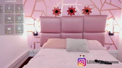 Snapshot of lilithsoul_ chatting on September 10, 2025, 11:32 am IGlilithmyprincesss online show from September 10, 2025, 11:32 am