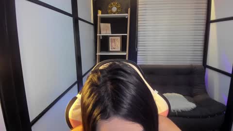 Snapshot of lilithteeen chatting on December 30, 2024, 7:37 am Lilith online show from December 30, 2024, 7:37 am