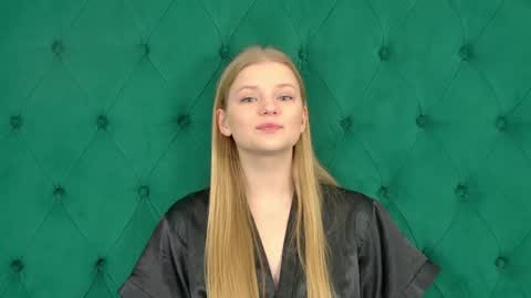 Snapshot of lilitrosen chatting on September 29, 2025, 5:18 pm lilitrosen online show from September 29, 2025, 5:18 pm
