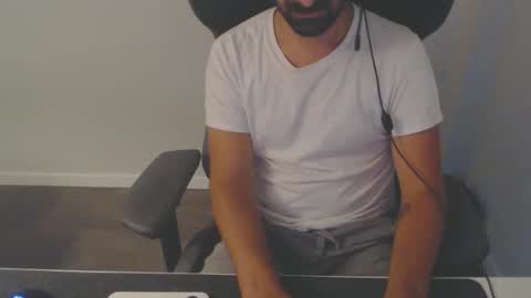 Snapshot of liljasper chatting on September 14, 2025, 10:09 pm liljasper online show from September 14, 2025, 10:09 pm