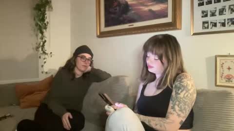 lilldaddysgirl online show from January 13, 2026, 3:56 am