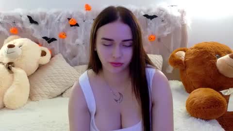 Snapshot of lilliana_moon chatting on November 12, 2025, 7:42 am lilliana_moon online show from November 12, 2025, 7:42 am