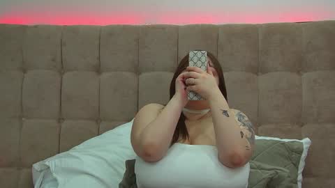 LillianHaig online show from February 1, 2025, 9:51 pm