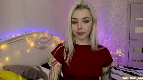 LilliMoore online show from February 3, 2026, 2:53 am